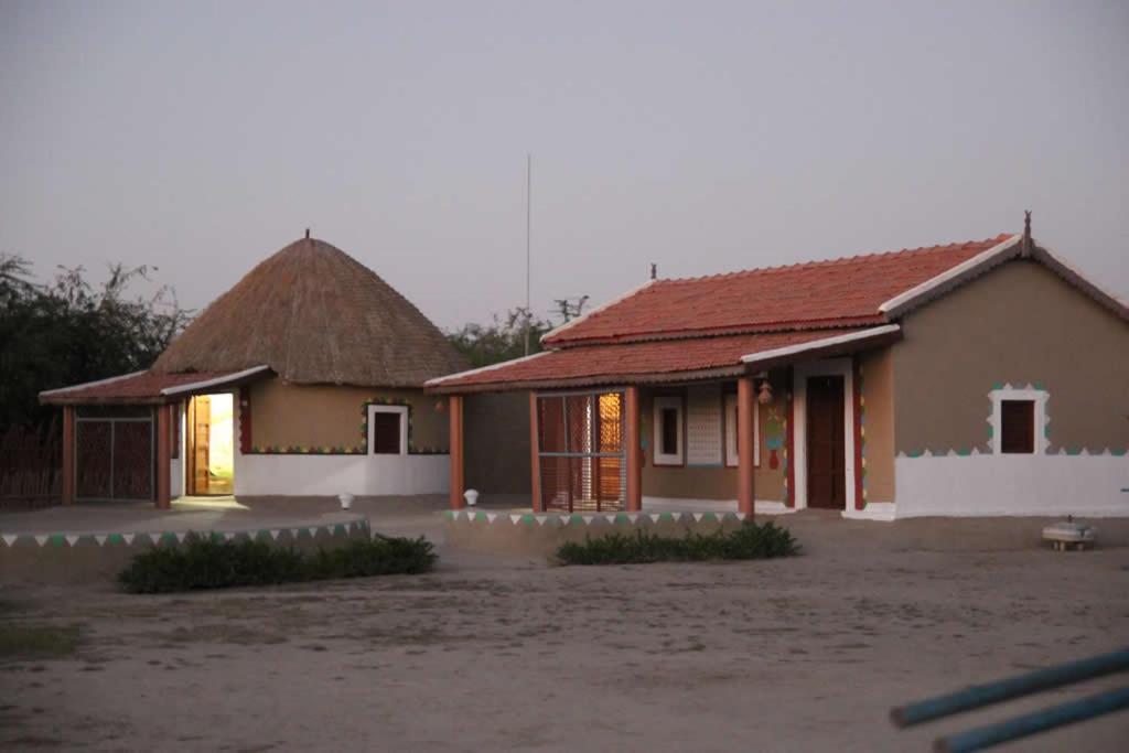 Rann Visamo Resort Bherandiāla Kültér fotó